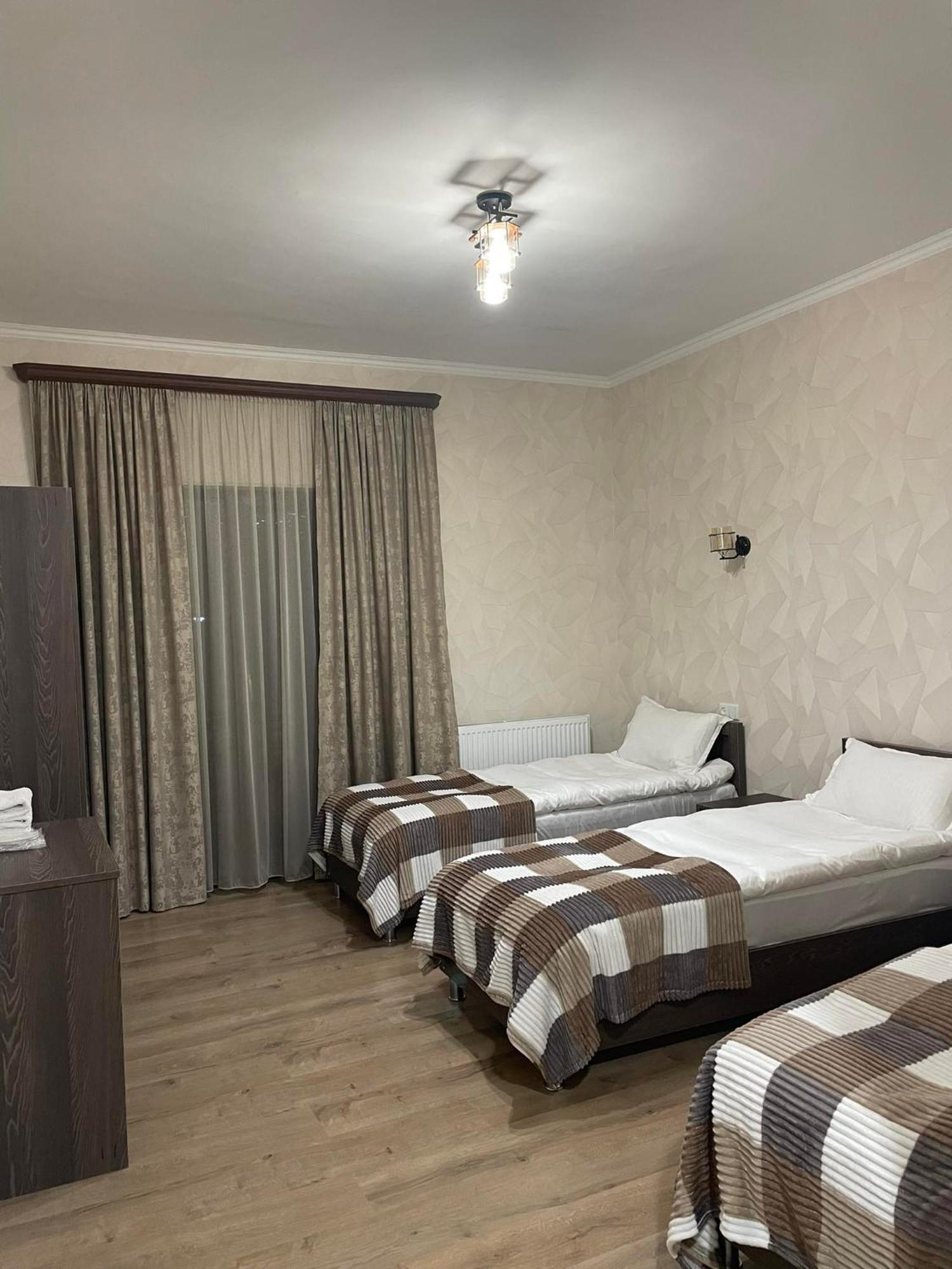 Hotel Shina Kazbegi Ngoại thất bức ảnh