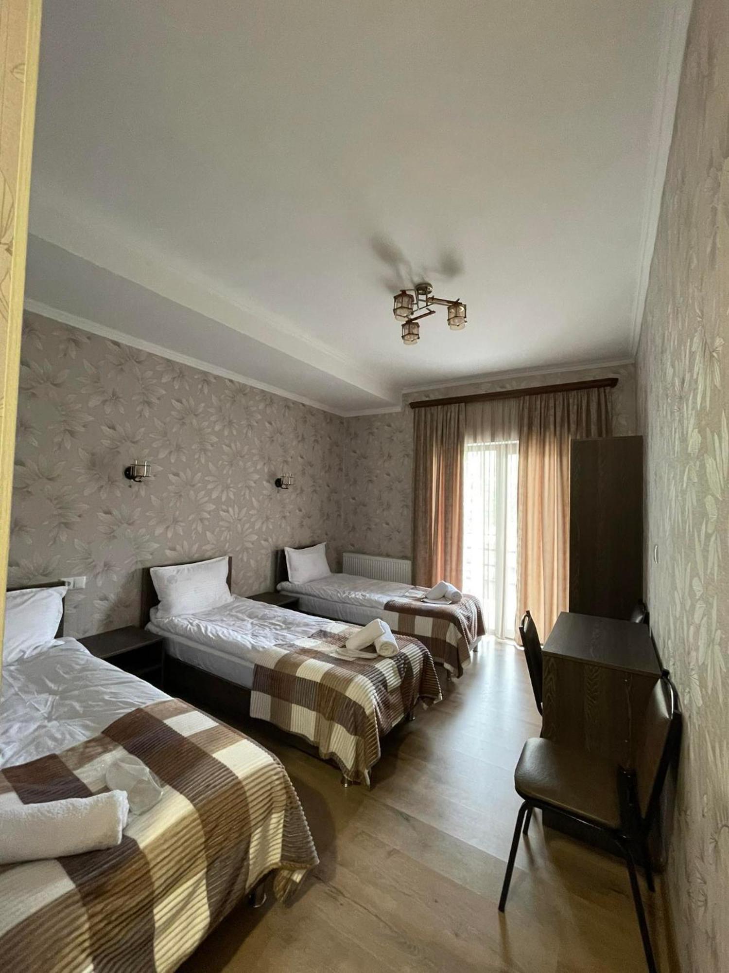 Hotel Shina Kazbegi Ngoại thất bức ảnh