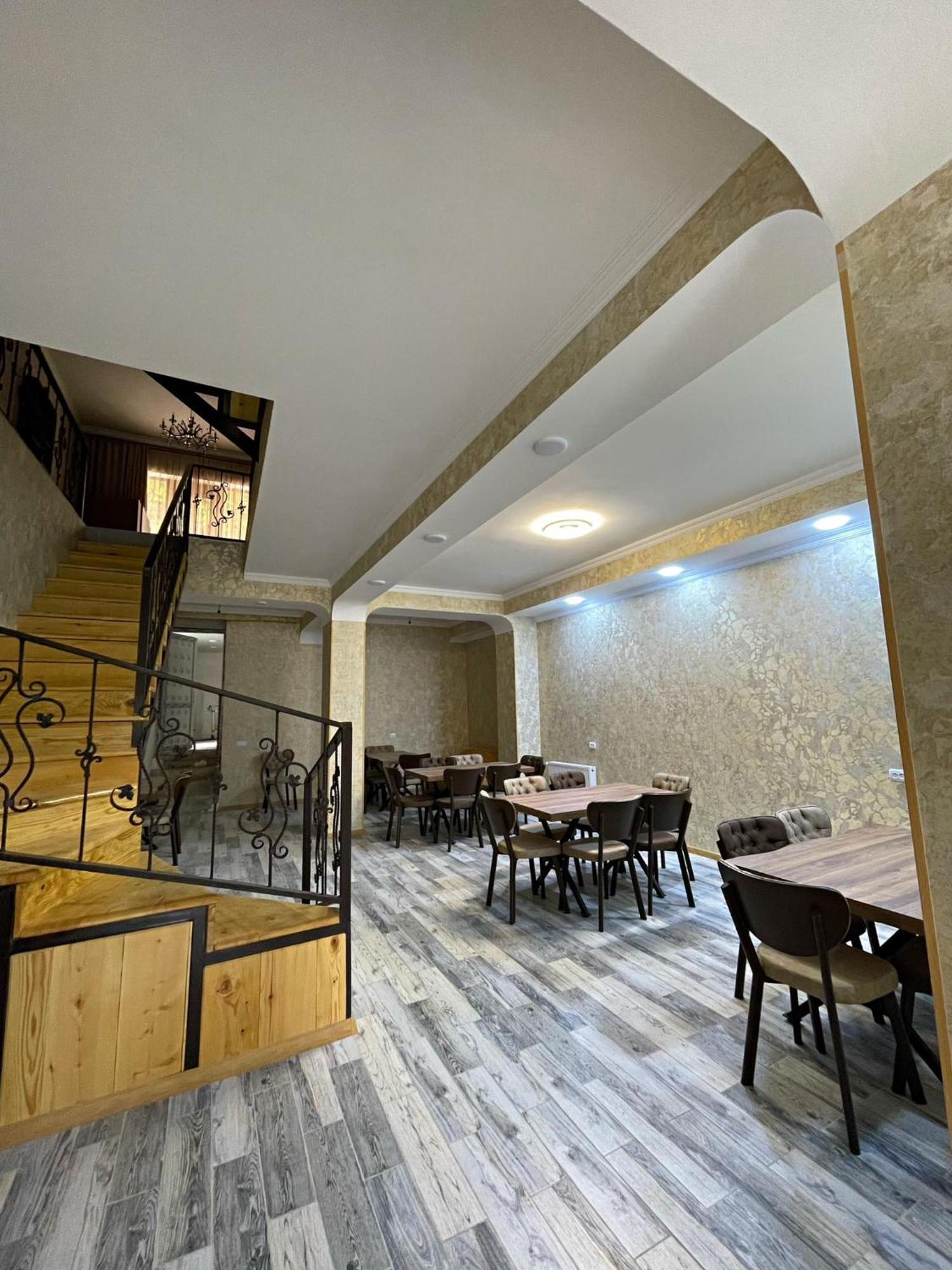 Hotel Shina Kazbegi Ngoại thất bức ảnh